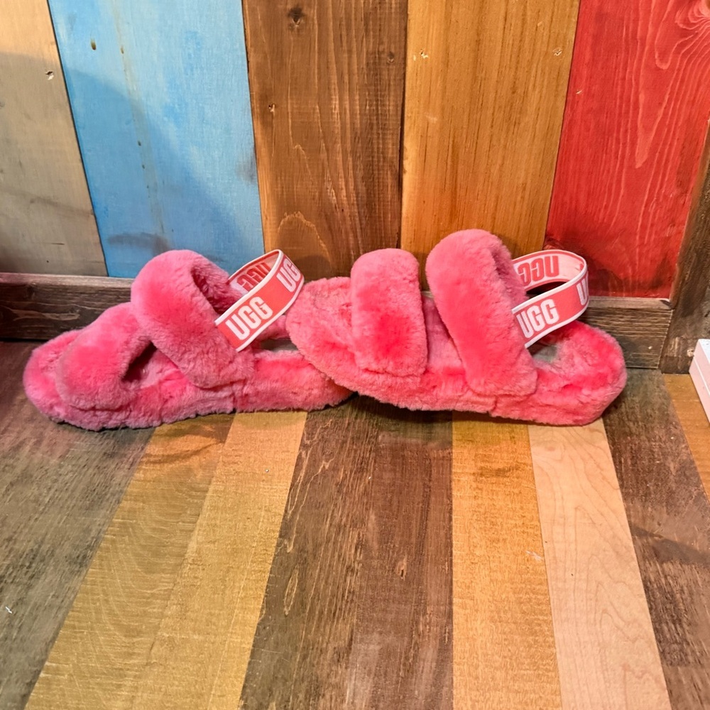 UGG Fluff Yeah Slide Sandals – Hot Pink Shearling (Women’s)​